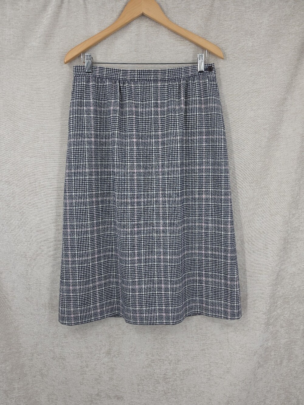 Pendelton Vintage Wool Midi Skirt Navy Blue White and Pink Plaid